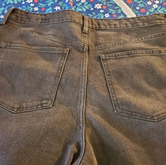NWT brand new women's jeans - Picture 5 of 8